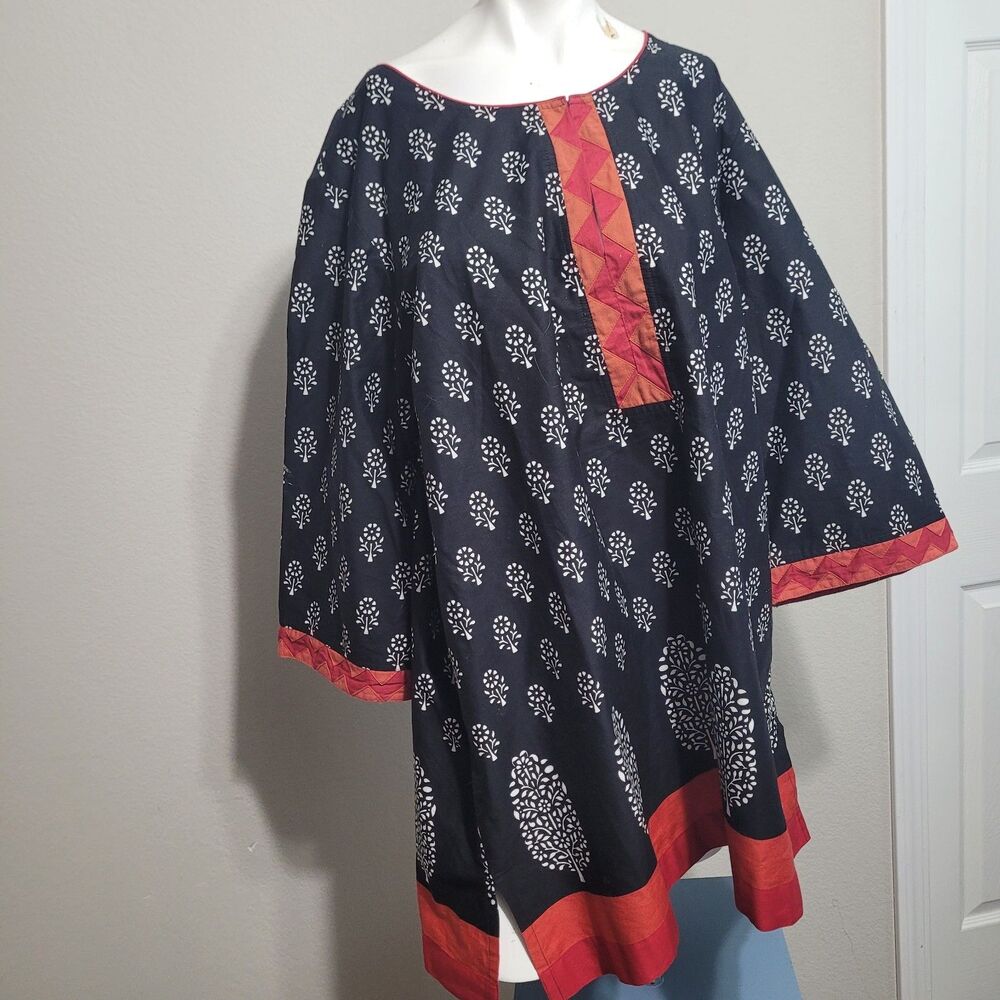 Soft Surroundings size 1X top blouse flower colorblock lightweight clasp